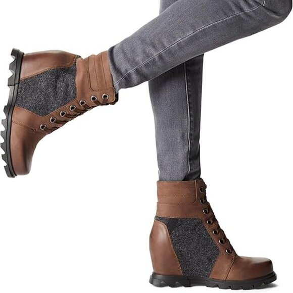 Sorel Women's Joan of Arctic Wedge III Lexie Boots Tobacco size 9.5 NEW - Picture 1 of 9